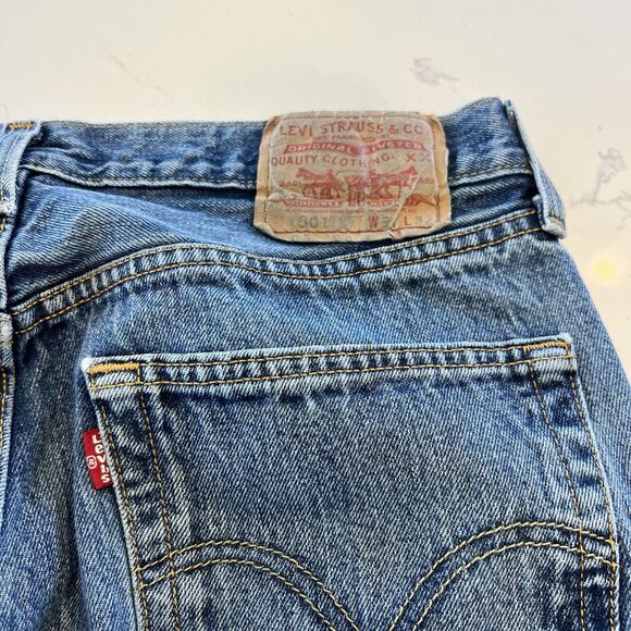 Levi 501 Jeans Men’s Size 34 X 32 Made In Mexico - Picture 5 of 16